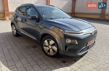 Позашляховик / Кросовер Hyundai Kona 2019 в 
