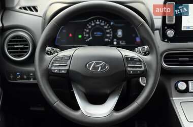 Позашляховик / Кросовер Hyundai Kona 2019 в 