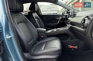 Позашляховик / Кросовер Hyundai Kona 2019 в 