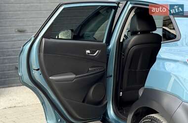 Позашляховик / Кросовер Hyundai Kona 2019 в 