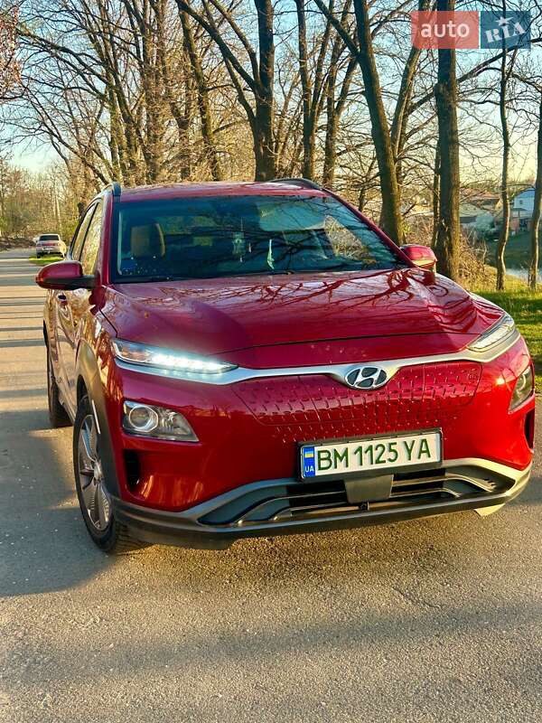 Внедорожник / Кроссовер Hyundai Kona 2019 в 