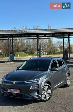 Внедорожник / Кроссовер Hyundai Kona 2019 в 