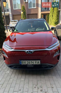 Внедорожник / Кроссовер Hyundai Kona 2020 в 