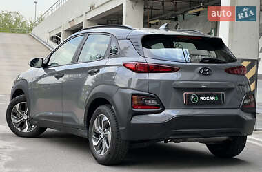 Внедорожник / Кроссовер Hyundai Kona 2020 в 