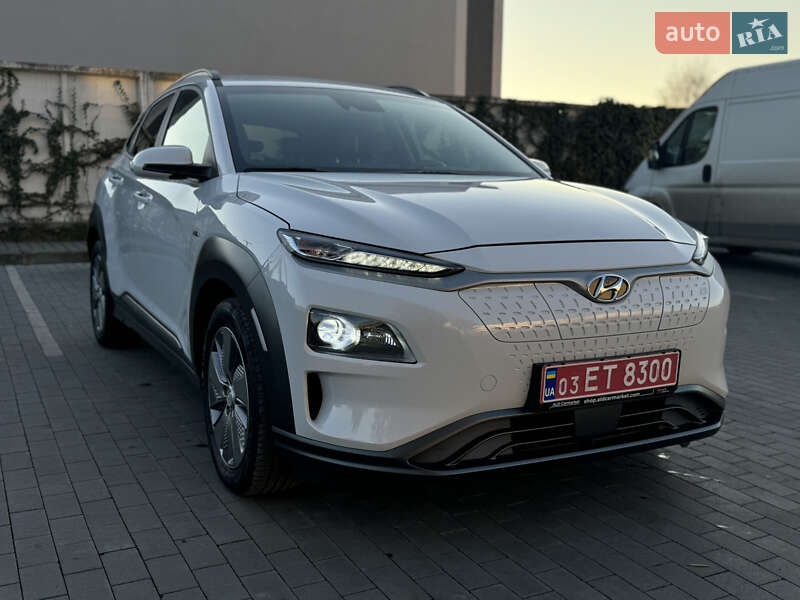Позашляховик / Кросовер Hyundai Kona 2020 в 