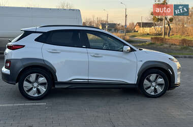 Позашляховик / Кросовер Hyundai Kona 2020 в 
