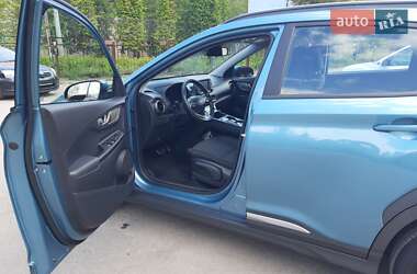 Внедорожник / Кроссовер Hyundai Kona 2020 в 