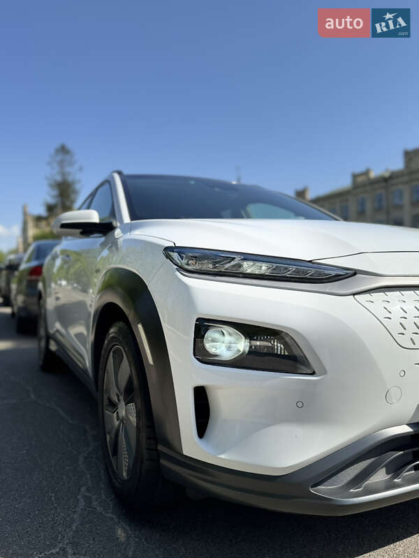 Позашляховик / Кросовер Hyundai Kona 2018 в Києві фото 9 Позашляховик / Кросовер Hyundai Kona 2018 в Києві