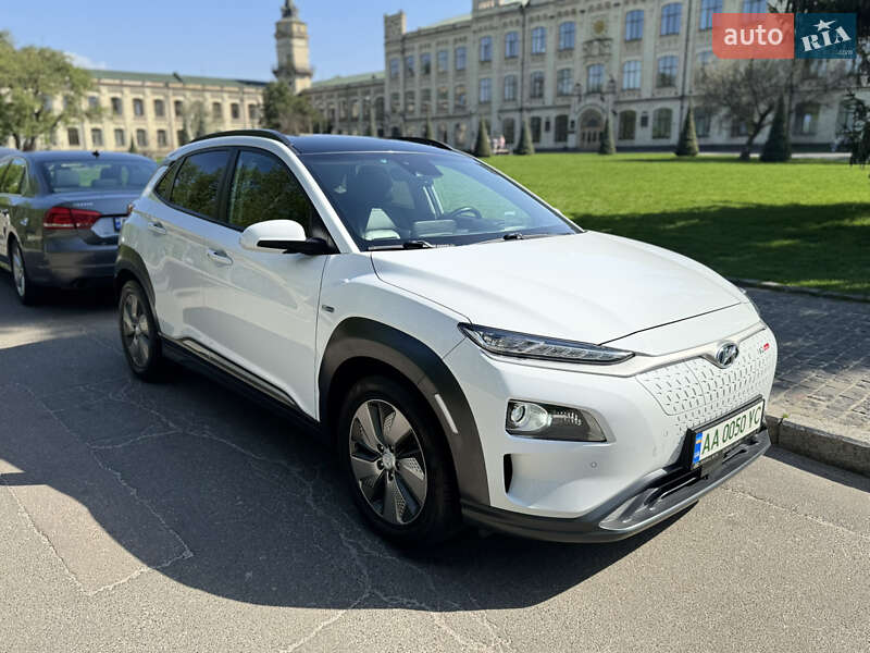 Позашляховик / Кросовер Hyundai Kona 2018 в Києві фото 10 Позашляховик / Кросовер Hyundai Kona 2018 в Києві