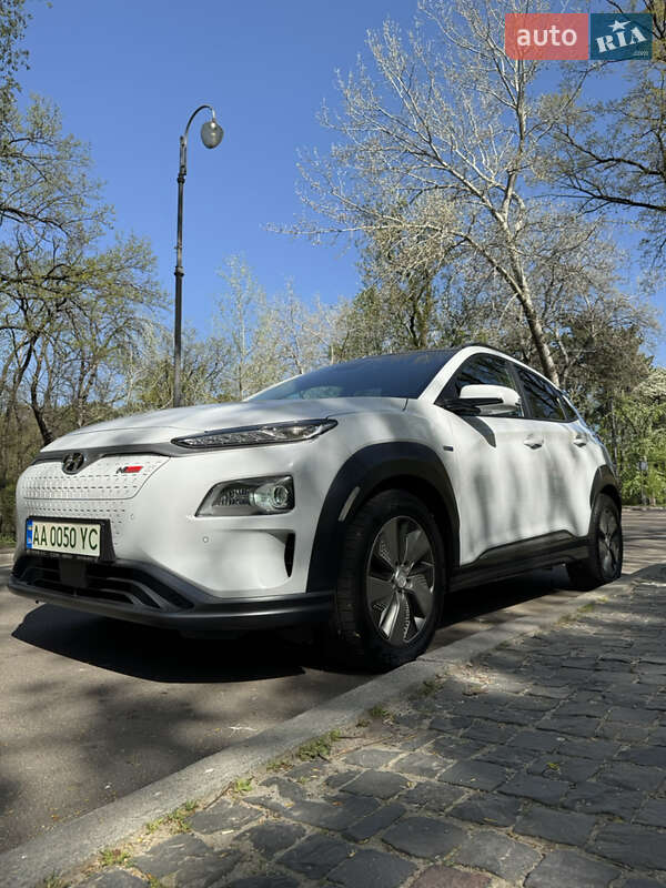 Позашляховик / Кросовер Hyundai Kona 2018 в Києві фото 18 Позашляховик / Кросовер Hyundai Kona 2018 в Києві