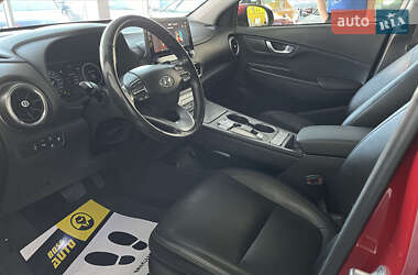Внедорожник / Кроссовер Hyundai Kona 2022 в 
