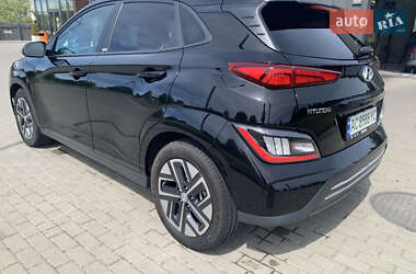 Позашляховик / Кросовер Hyundai Kona 2023 в 