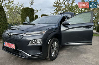 Внедорожник / Кроссовер Hyundai Kona 2020 в 