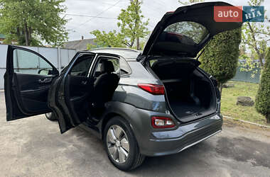 Внедорожник / Кроссовер Hyundai Kona 2020 в 