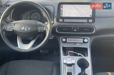 Внедорожник / Кроссовер Hyundai Kona 2020 в 