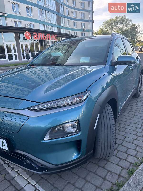 Позашляховик / Кросовер Hyundai Kona 2019 в Івано-Франківську