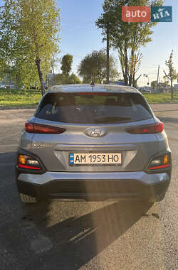 Внедорожник / Кроссовер Hyundai Kona 2018 в 