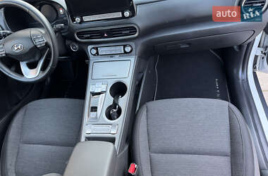 Позашляховик / Кросовер Hyundai Kona 2020 в 