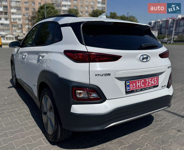 Позашляховик / Кросовер Hyundai Kona 2020 в Луцьку