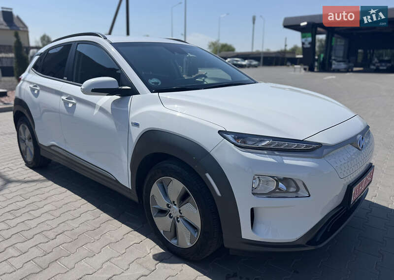 Позашляховик / Кросовер Hyundai Kona 2020 в Луцьку