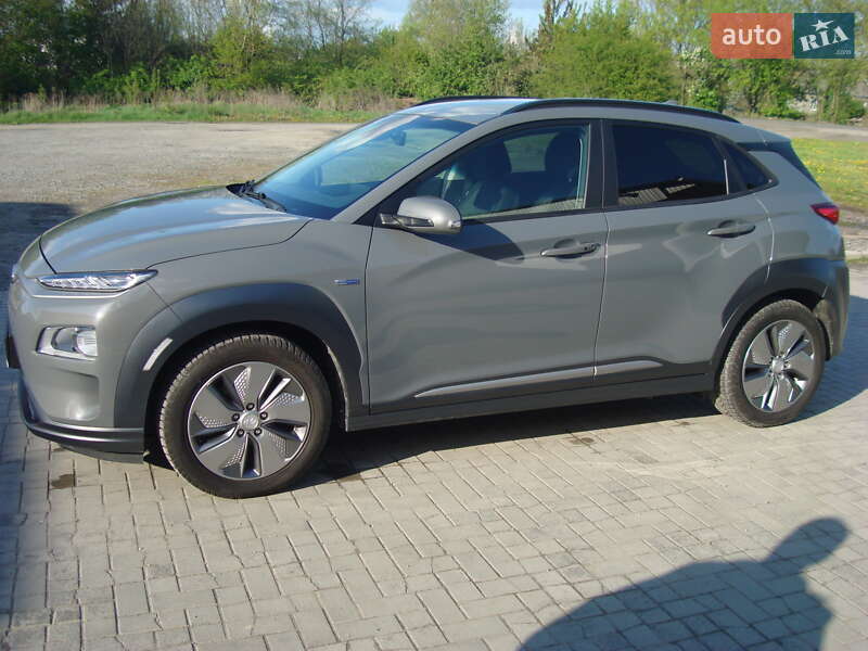 Внедорожник / Кроссовер Hyundai Kona 2020 в Шепетовке