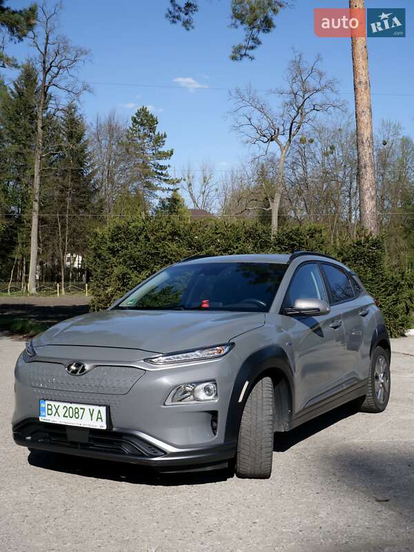 Внедорожник / Кроссовер Hyundai Kona 2020 в Шепетовке