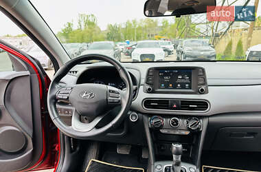 Внедорожник / Кроссовер Hyundai Kona 2019 в 