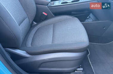 Позашляховик / Кросовер Hyundai Kona 2022 в 