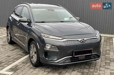 Внедорожник / Кроссовер Hyundai Kona 2022 в Ровно