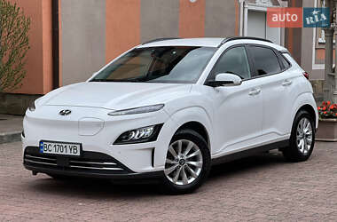 Позашляховик / Кросовер Hyundai Kona 2021 в 