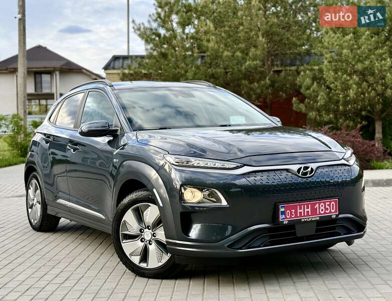 Внедорожник / Кроссовер Hyundai Kona 2020 в 