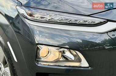 Внедорожник / Кроссовер Hyundai Kona 2020 в 