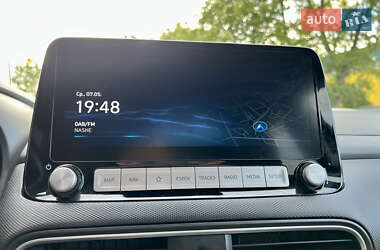 Внедорожник / Кроссовер Hyundai Kona 2020 в 