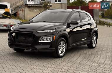 Позашляховик / Кросовер Hyundai Kona 2018 в 