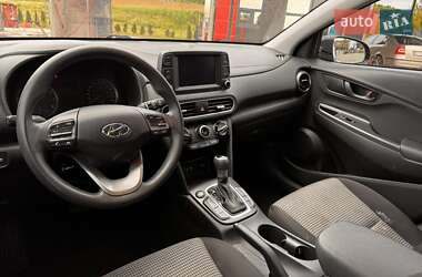 Позашляховик / Кросовер Hyundai Kona 2018 в 