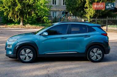 Позашляховик / Кросовер Hyundai Kona 2020 в 