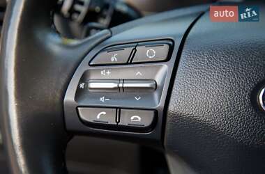 Позашляховик / Кросовер Hyundai Kona 2020 в 