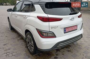 Внедорожник / Кроссовер Hyundai Kona 2022 в 