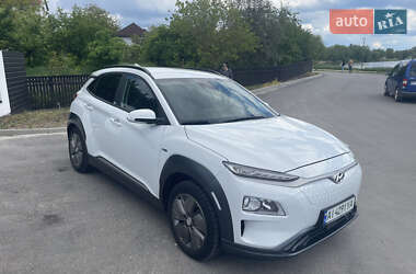 Внедорожник / Кроссовер Hyundai Kona 2020 в 