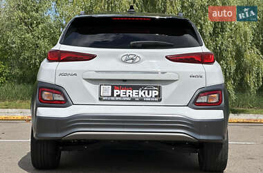Позашляховик / Кросовер Hyundai Kona 2018 в 