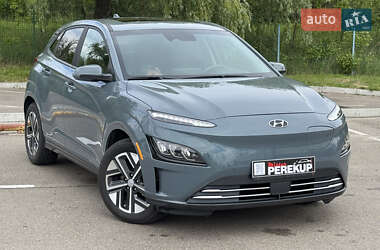Внедорожник / Кроссовер Hyundai Kona 2022 в 