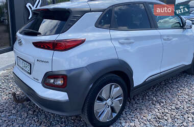 Внедорожник / Кроссовер Hyundai Kona 2019 в 