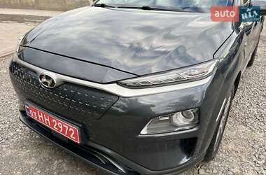 Внедорожник / Кроссовер Hyundai Kona 2019 в 