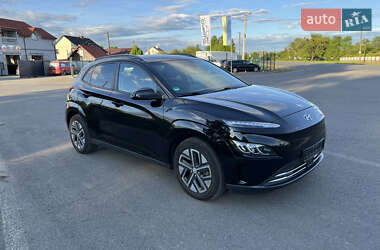 Позашляховик / Кросовер Hyundai Kona 2022 в 