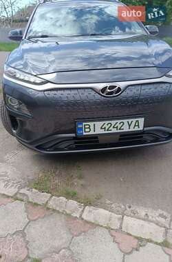 Внедорожник / Кроссовер Hyundai Kona 2019 в 