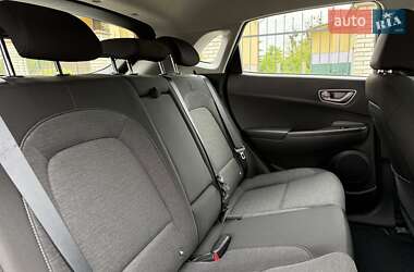 Внедорожник / Кроссовер Hyundai Kona 2020 в 
