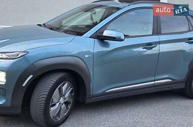 Внедорожник / Кроссовер Hyundai Kona 2019 в 