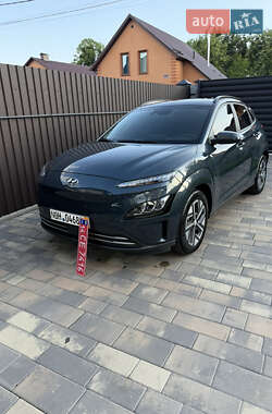 Внедорожник / Кроссовер Hyundai Kona 2022 в 