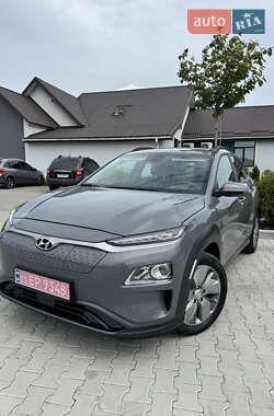 Позашляховик / Кросовер Hyundai Kona 2020 в 