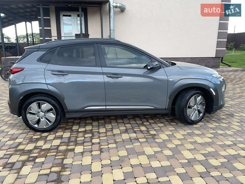 Внедорожник / Кроссовер Hyundai Kona 2020 в Буче